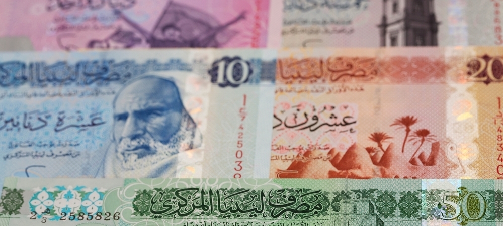 Libyan dinars